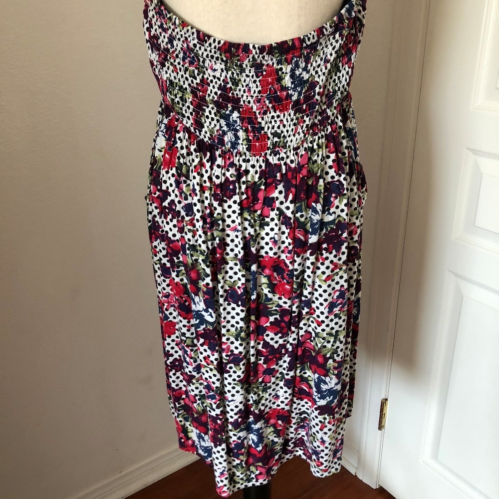 ** SOLD** Torrid Floral Strapless Dress 2 18/20 - Picture 6 of 6
